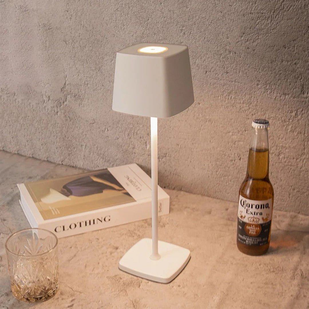 Aluminium 5400mAh Outdoor Cordless Rechargeable Table Lamp Hotel Restaurant Bar Decoration LED Desk Alostoura lighting