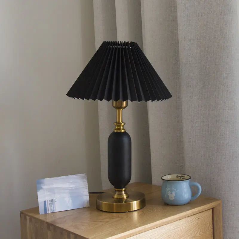 Korea Home Fashion Bedroom Lamps Led Lights Modern Bedside Decorative Table Lamp